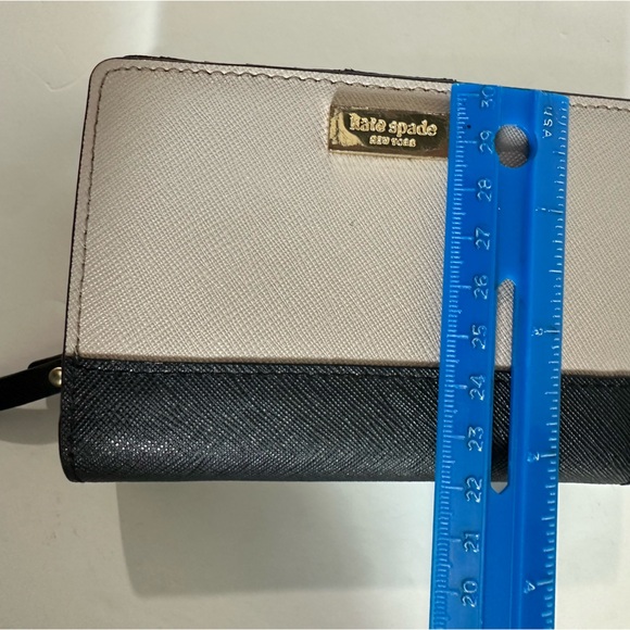 👛 Kate Spade Wallet -  🌟 - Picture 7 of 16